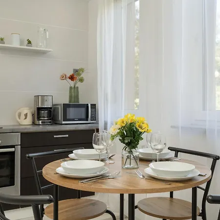 Bialowieska Z Aneksem Kuchennym I Balkonem By Renters Apartment *