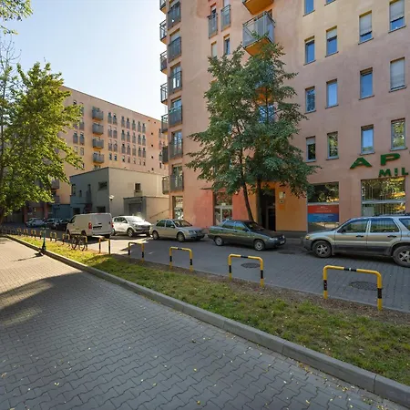 Bialowieska Z Aneksem Kuchennym I Balkonem By Renters Apartment