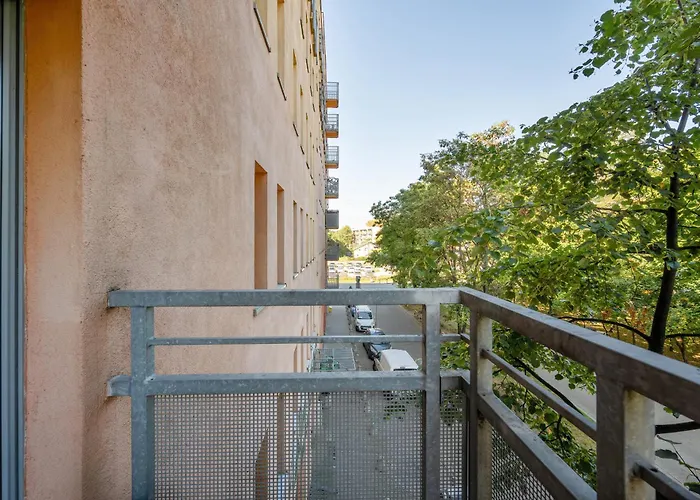 Bialowieska Z Aneksem Kuchennym I Balkonem By Renters *